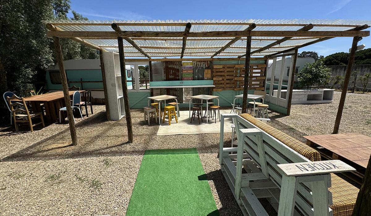Vdb Lodge - Coworking Space - Work Relax & Sleep Sobreda 외부 사진